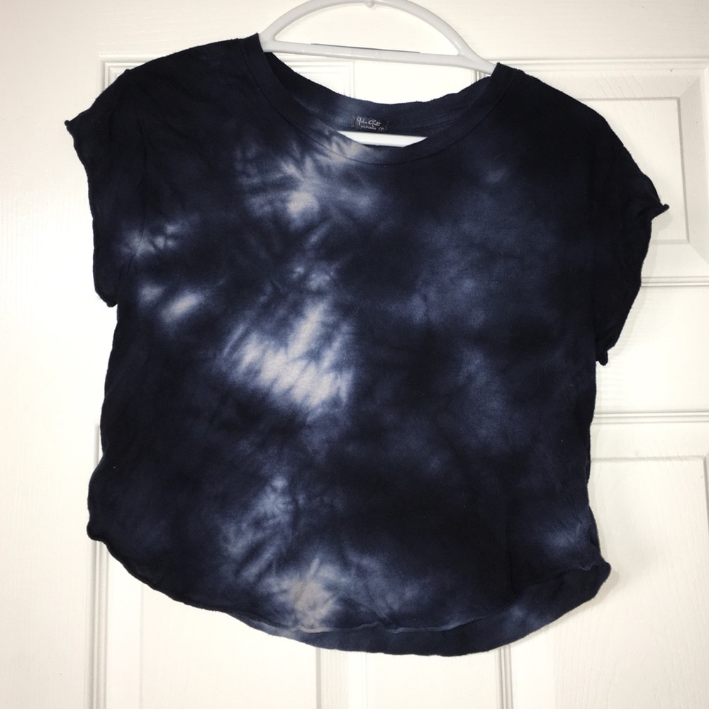 BANDY MELVILLE JOHN GALT blue tie die crop top